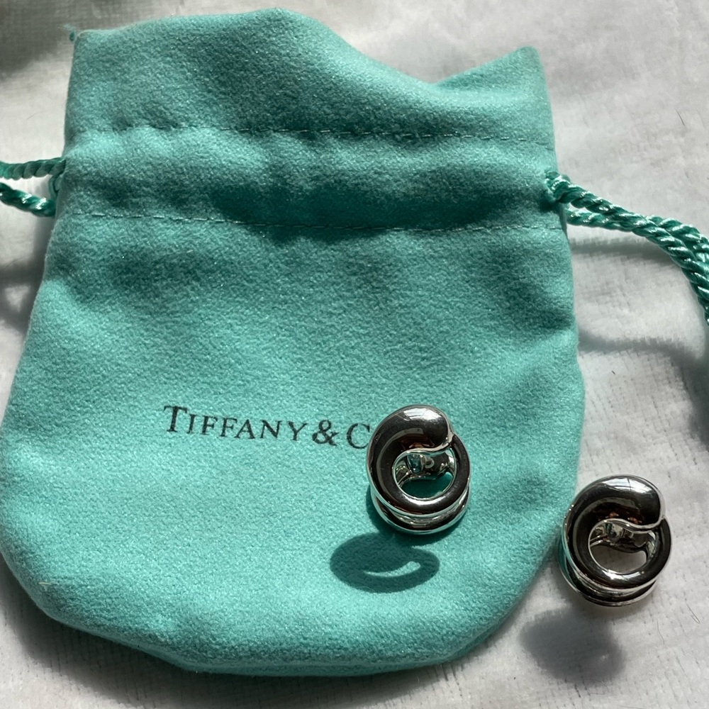 Tiffany & Co. Elsa Peretti Sterling Silver “Eternal Circle” Cuff Links